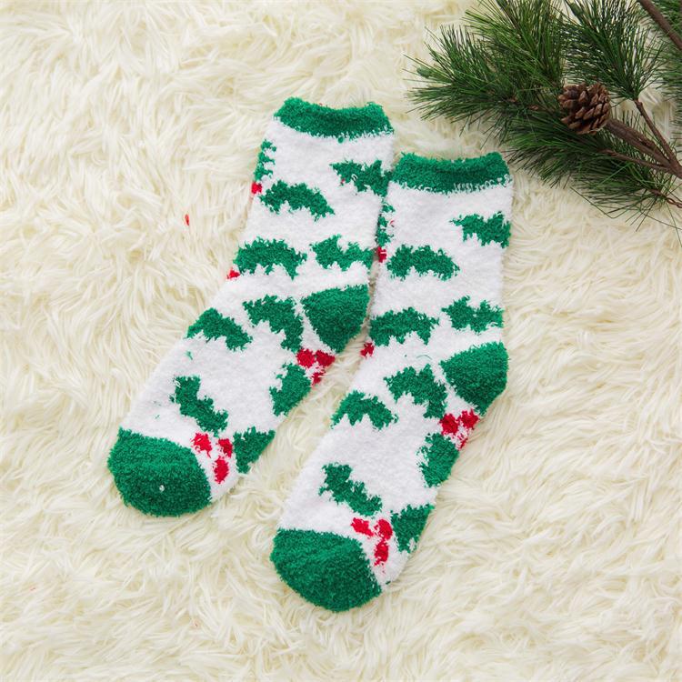 Winter Socks for Women - Colorful Reindeer Snowman Socks - [6 Pairs]