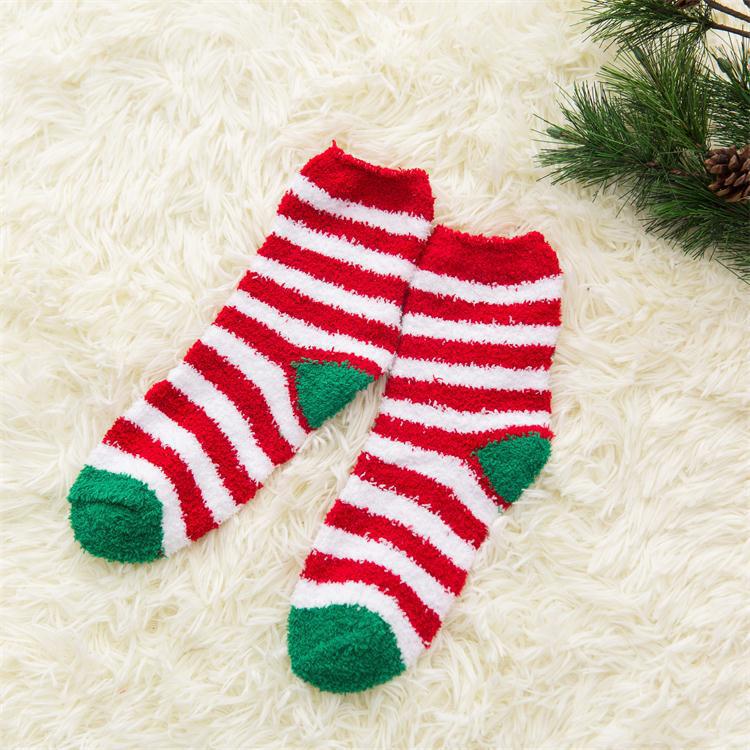 Winter Socks for Women - Colorful Reindeer Snowman Socks - [6 Pairs]